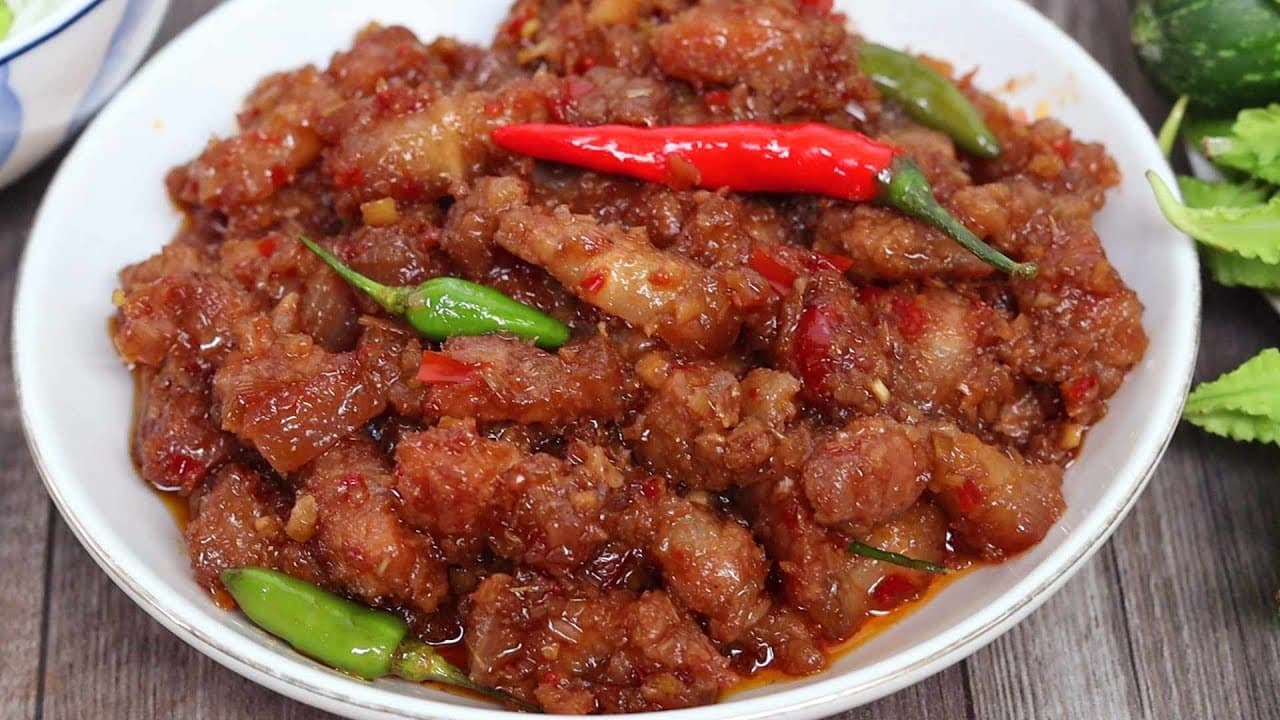 Thịt ba chỉ kho mắm ruốc