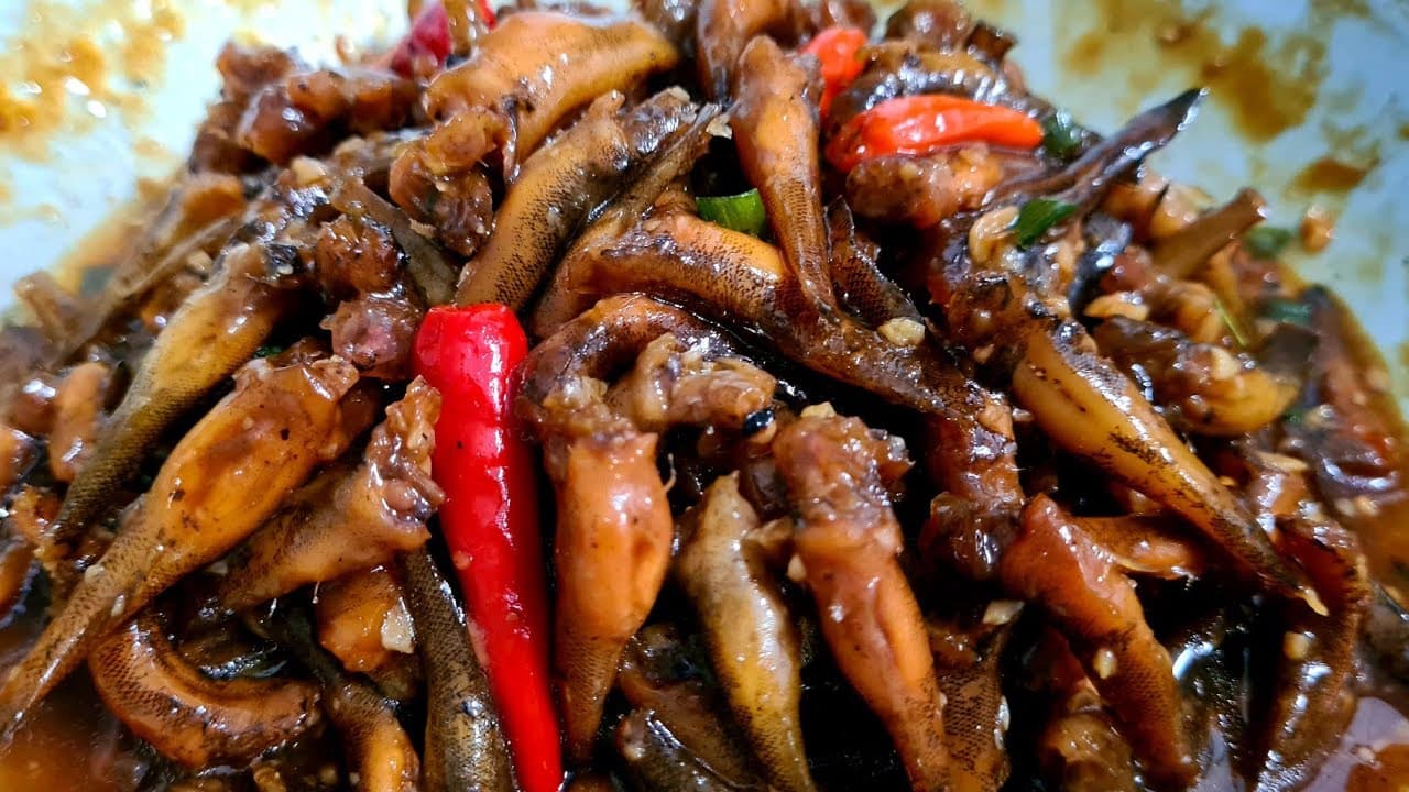 Cá Bống Trứng Kho Tiêu
