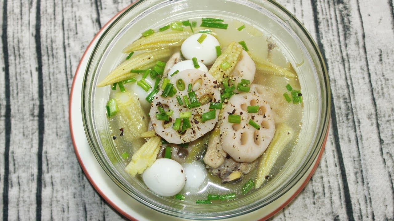 Canh Gà Củ Sen