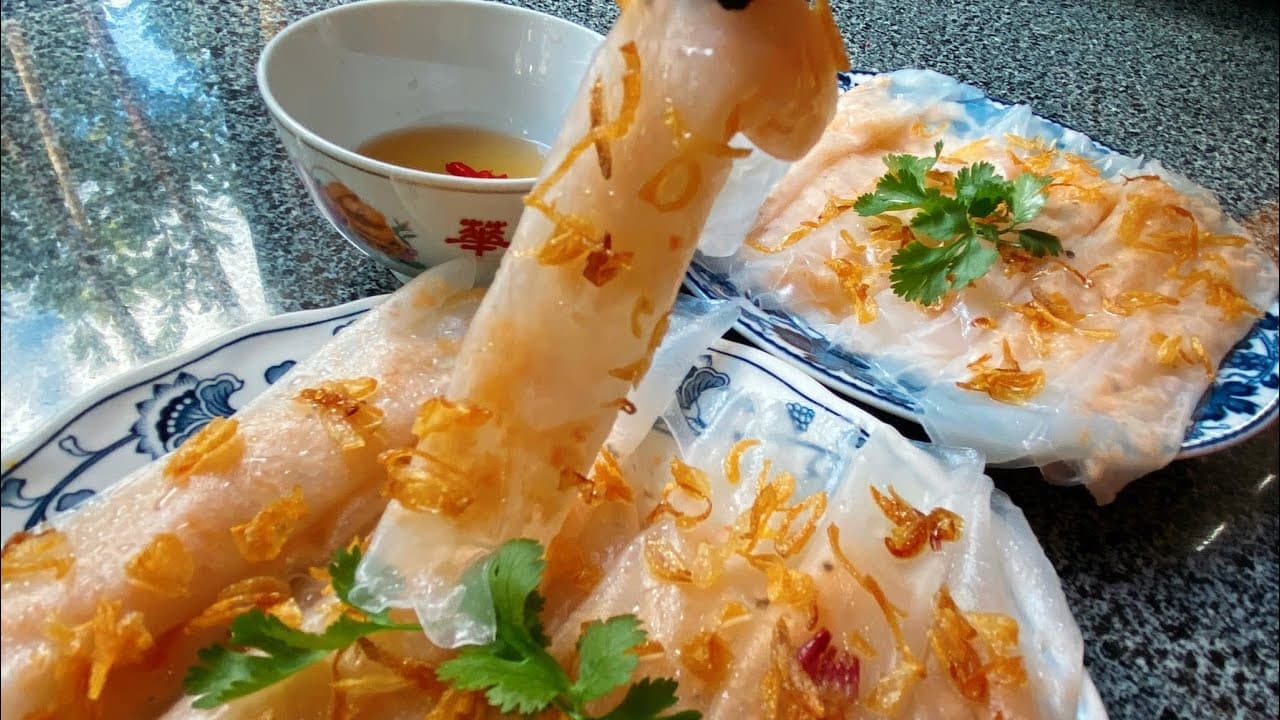 Bánh Ướt Cuốn Tôm Chấy