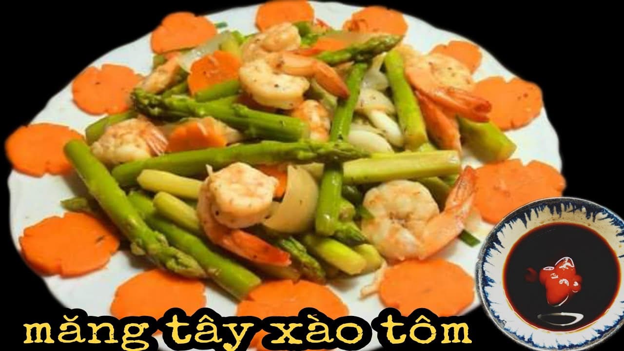 Cơm trưa tôm xào măng tây