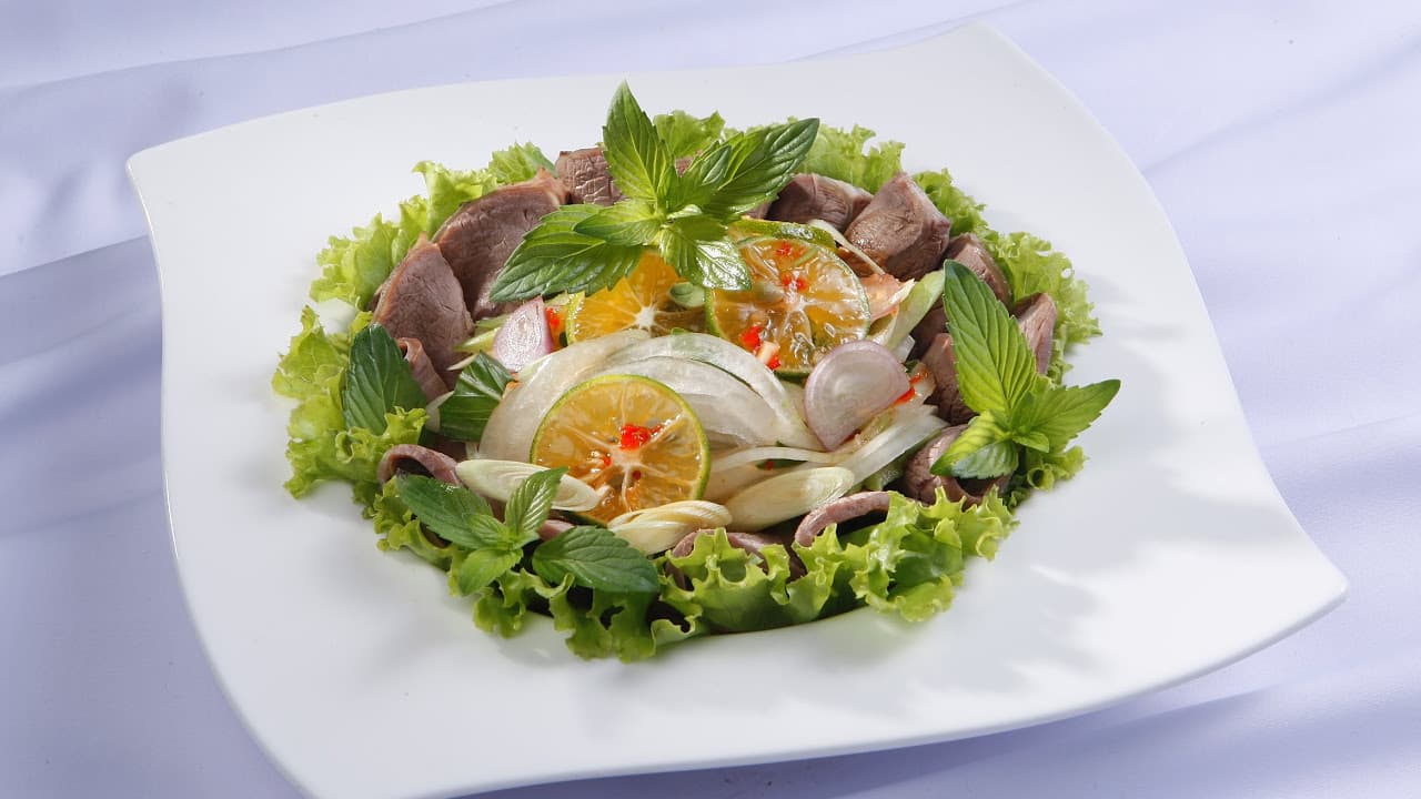 Gỏi Bắp Bò Rau Thơm