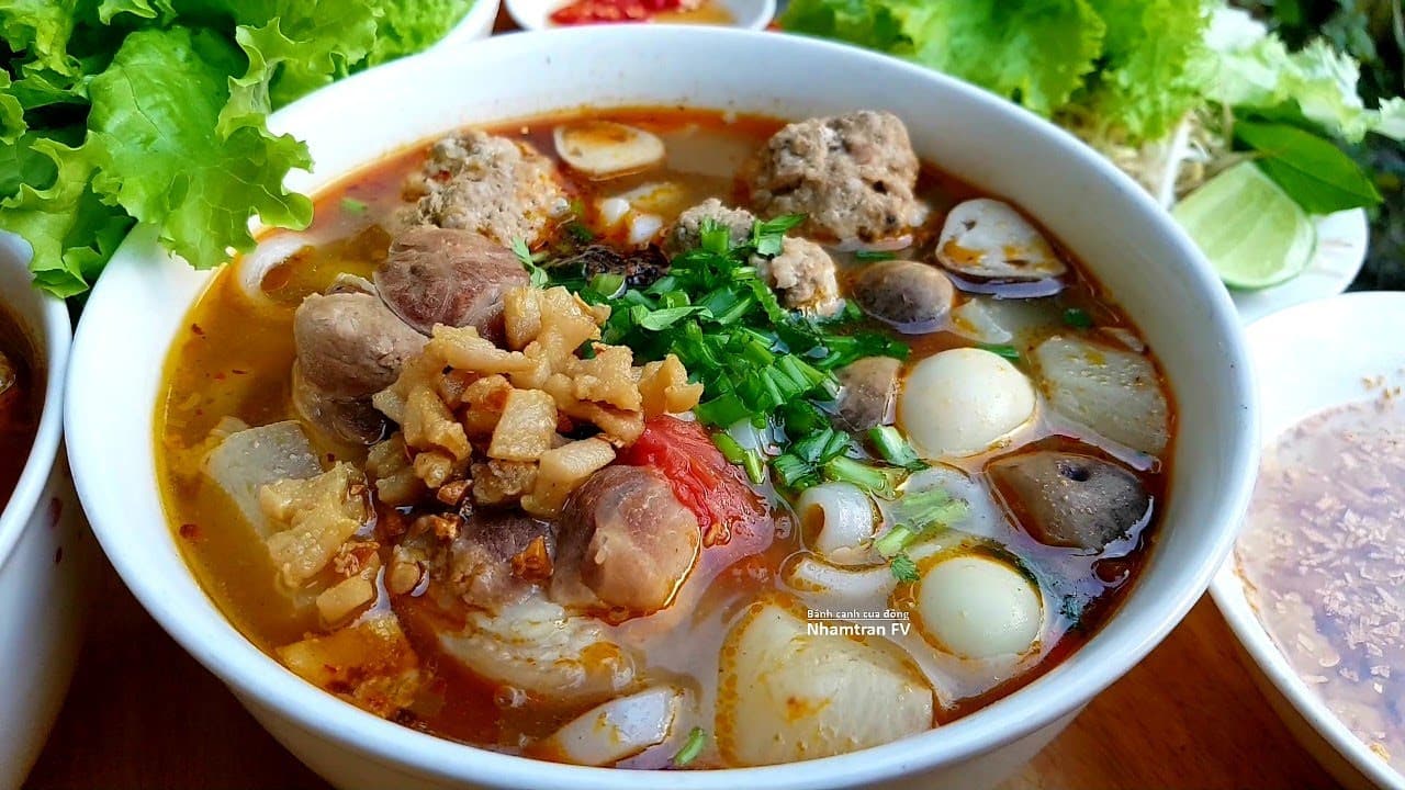 Bánh Canh Cua Đồng Bột Xắt