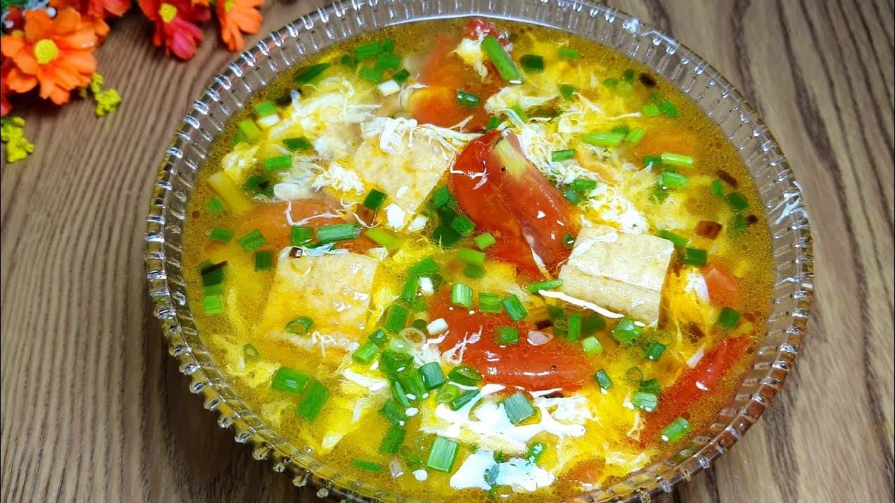 Canh Mây Cà Chua