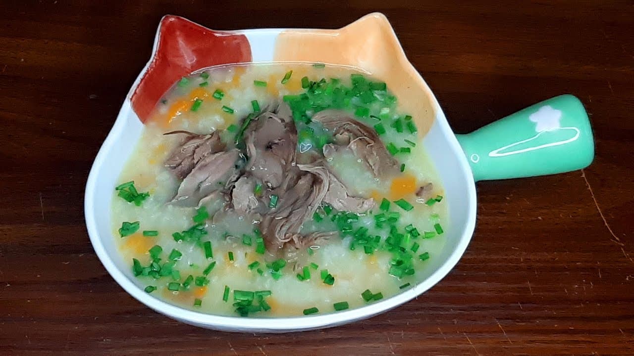 Cháo gà cà rốt
