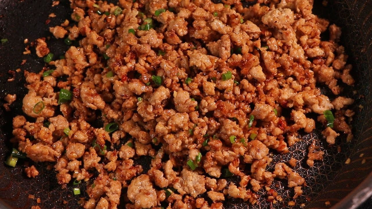 Thịt Băm Rang Sả