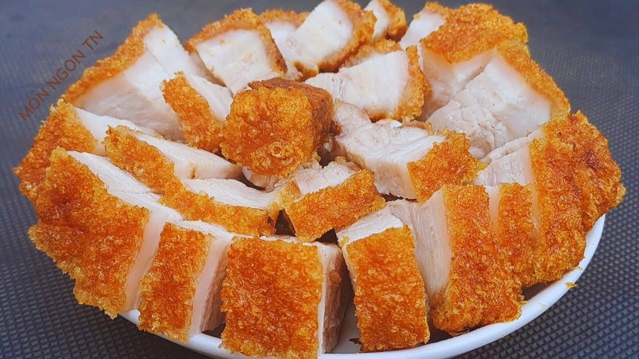 Thịt ba chỉ chiên da giòn
