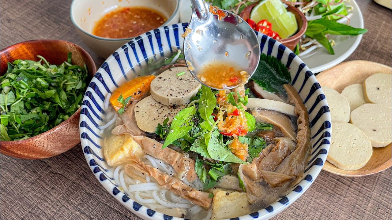 Bún Măng Chay