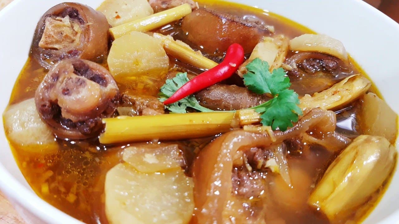 Đuôi bò hầm