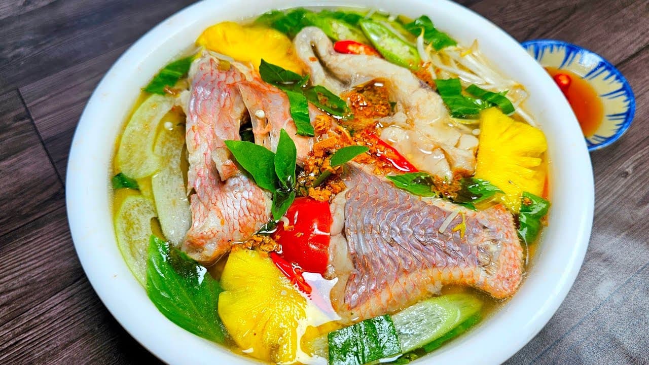 Canh Chua Cá Điêu Hồng
