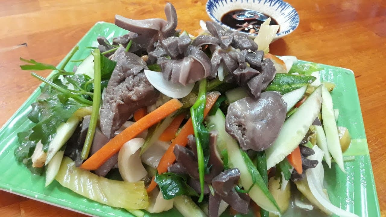 Lòng Vịt Xào Rau Củ