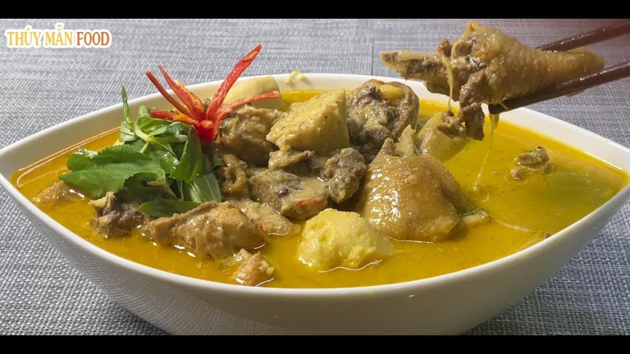 Cà ri gà khoai môn
