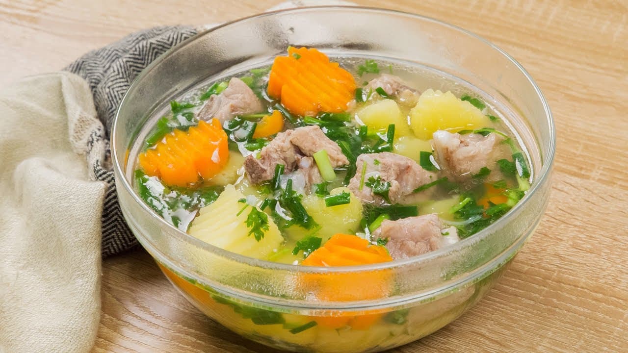Canh củ nấu xương