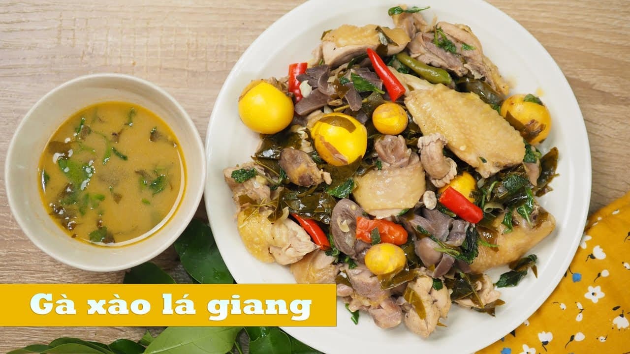 Gà xào lá giang