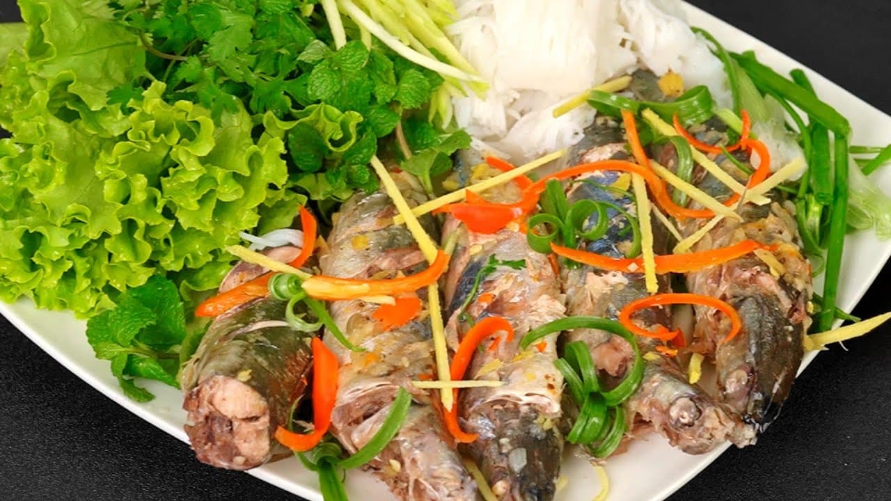 Cá Nục Hấp Hành Gừng