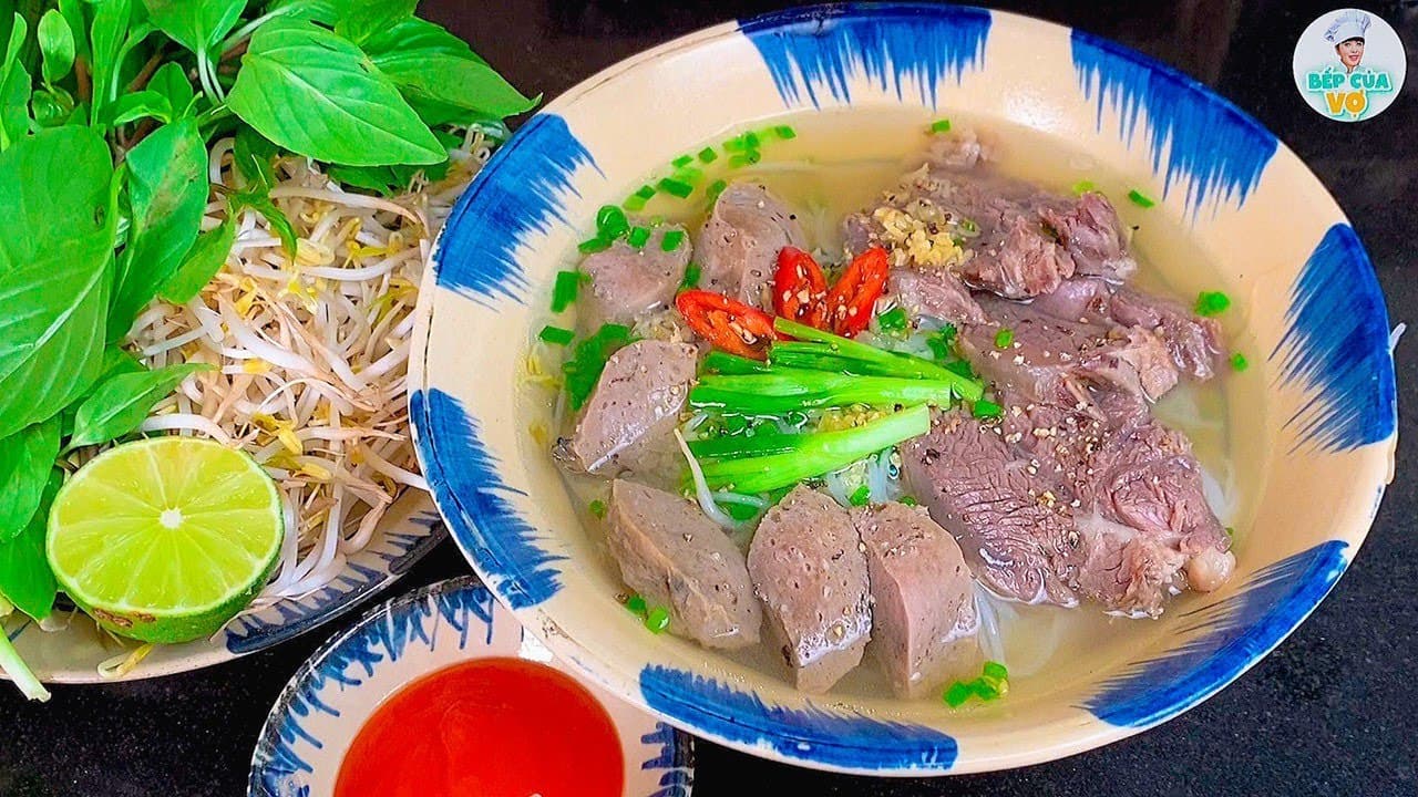 Hủ Tíu Bò Viên