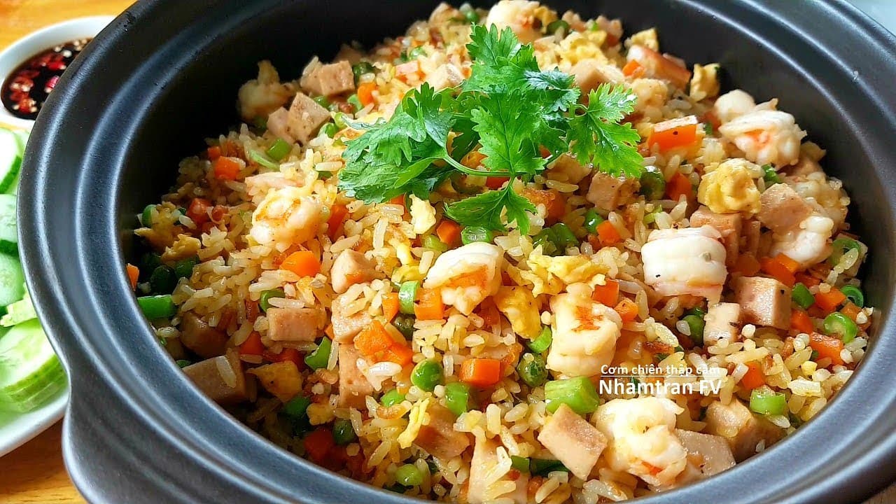 Cơm chiên thập cẩm