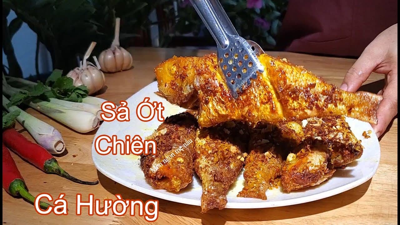 Cá Hường Chiên Sả Ớt