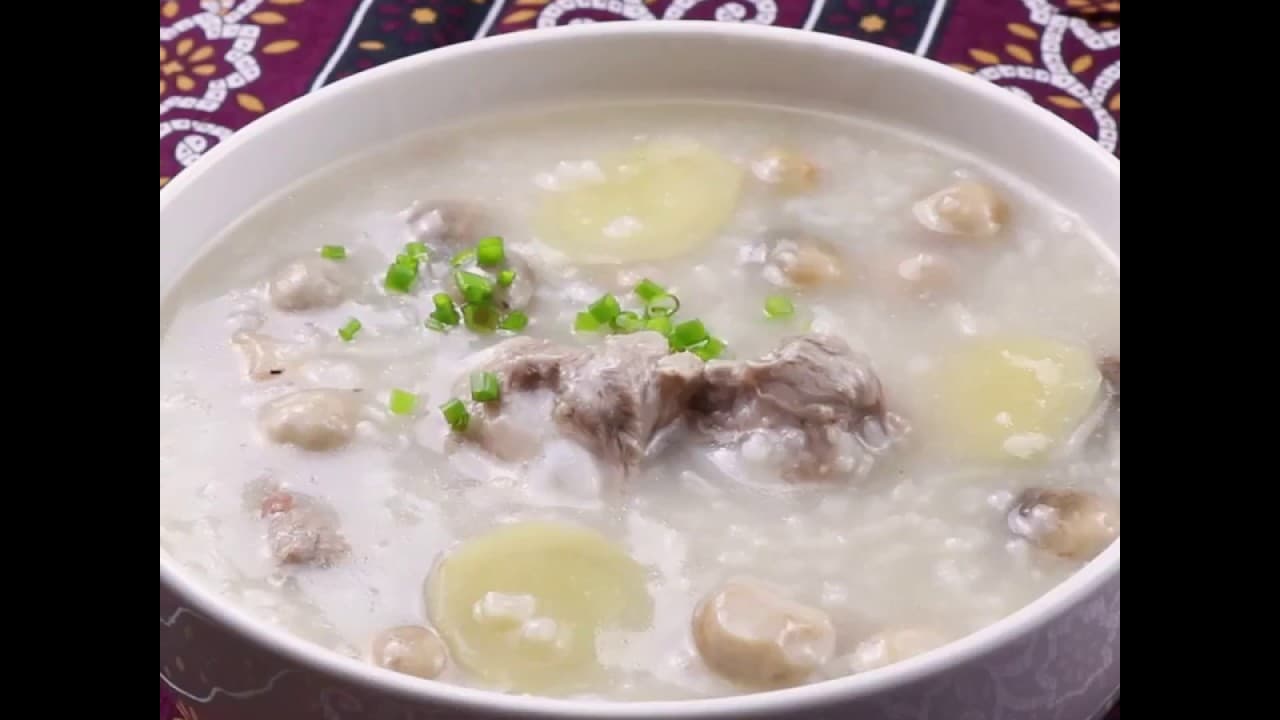 Cháo Sườn Heo Nấm Rơm