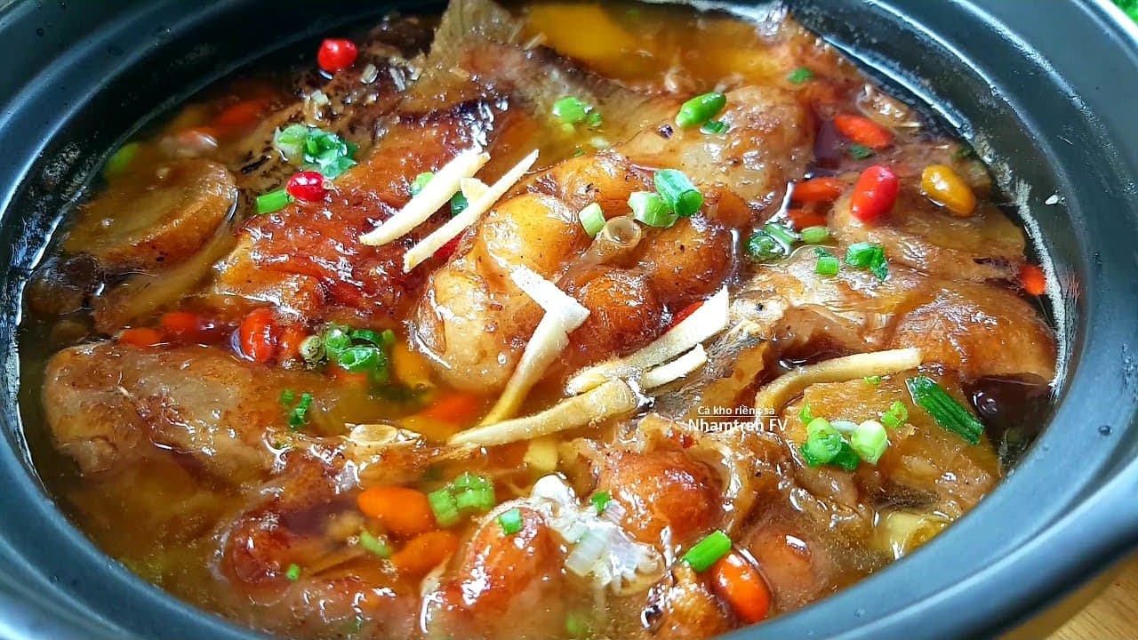 Cá kho riềng sả