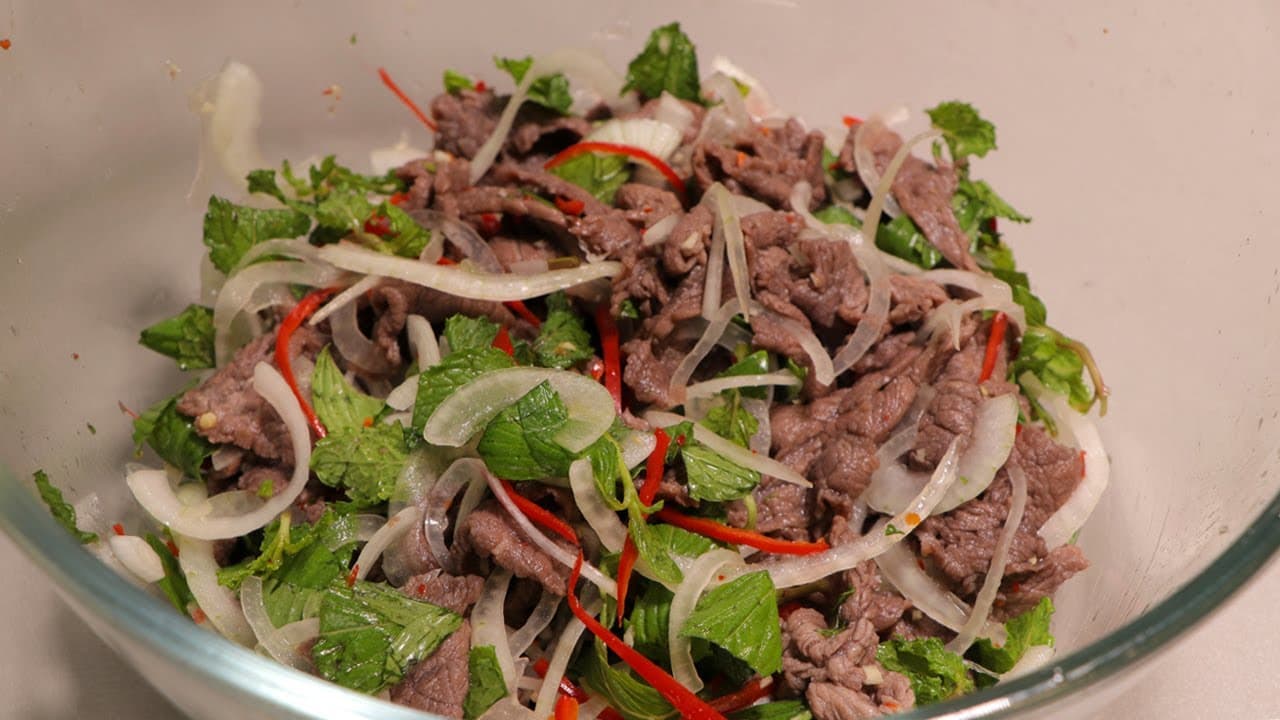 Nộm bò