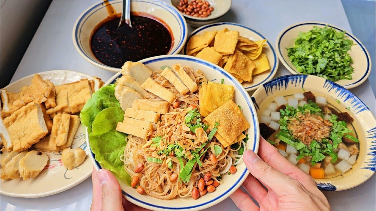 Hủ Tiếu Khô Chay