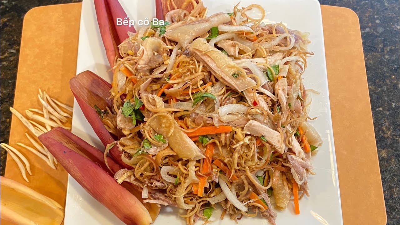 Gỏi gà bắp chuối